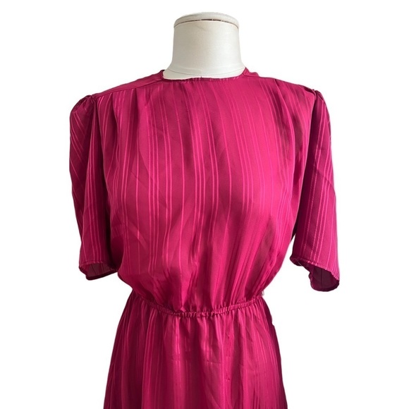 Enchanted Vintage 1970s Magenta Striped Dress – Deadstock with Tags (Ohrbach’s) - Picture 3 of 10
